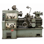 Reiden horizontal conventional metal lathe with 3-jaw chuck and tailstock